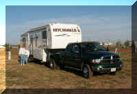 w hitchhiker rally parking - not our rv.jpg (30607 bytes)