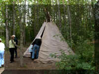 w a ancc teepee.jpg (62612 bytes)