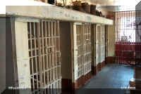 j cell block.jpg (41445 bytes)