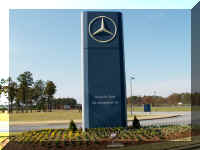 s a dcx sign 071.JPG (36536 bytes)