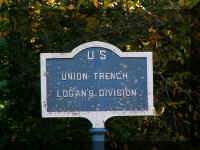 v a ms vicks blue sign 001.JPG (44160 bytes)