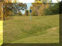 v a ms vicks blue sign spot 003.JPG (59943 bytes)