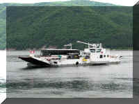 k a ns07d12 2 ferry 750.JPG (47401 bytes)