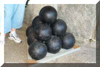 mer knox cannon balls.jpg (41196 bytes)