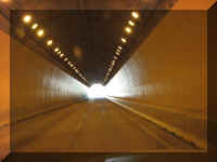 a f1014 co rd_143 tunnel is_1.JPG (28536 bytes)