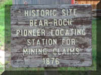 f0804 sd custer bear rock sign_206_1.JPG (59444 bytes)