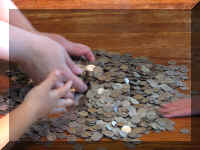 s counting dimes_116_1.JPG (47618 bytes)