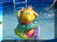 x sun 08  pool floats_233_1.JPG (48109 bytes)