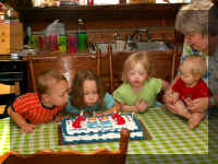r05 candles our.jpg (49545 bytes)