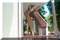villa ofc stairs.jpg (41795 bytes)